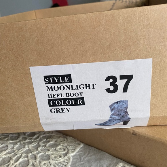 Free people ankle boots. New never worn - Picture 4 of 7